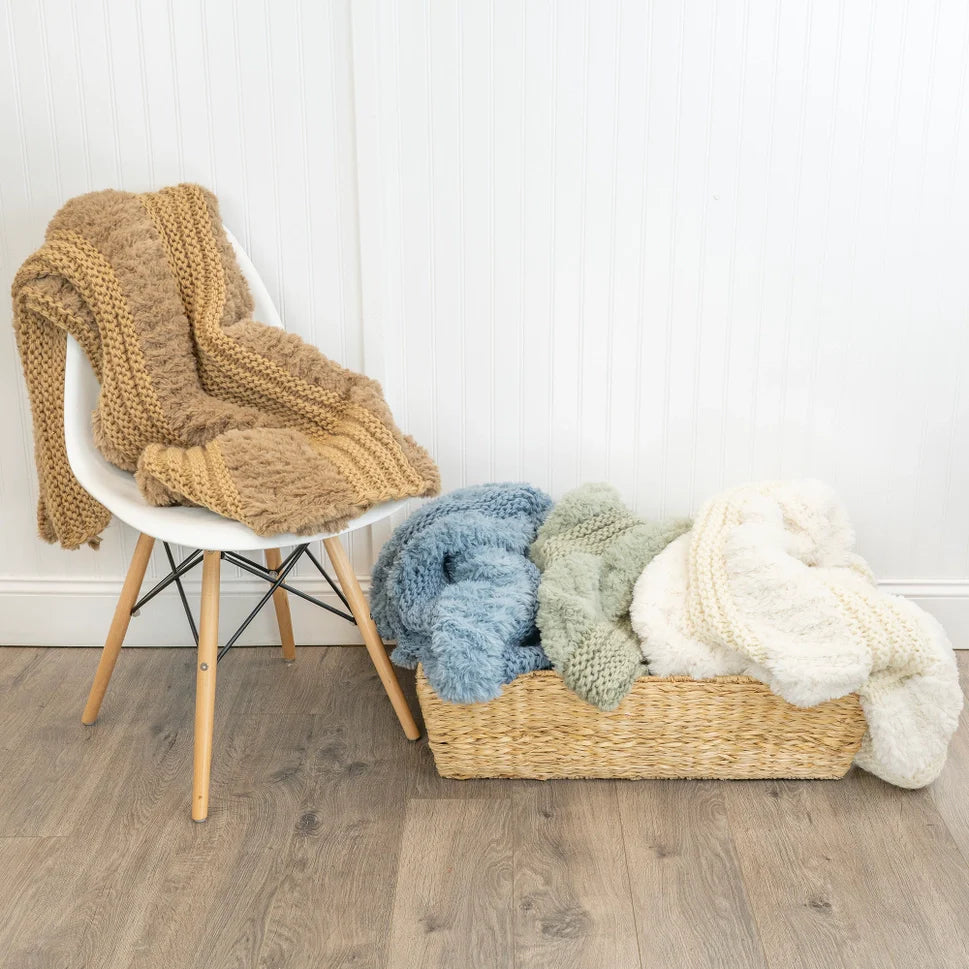 Donna Sharp Plush Knit Throw Blanket