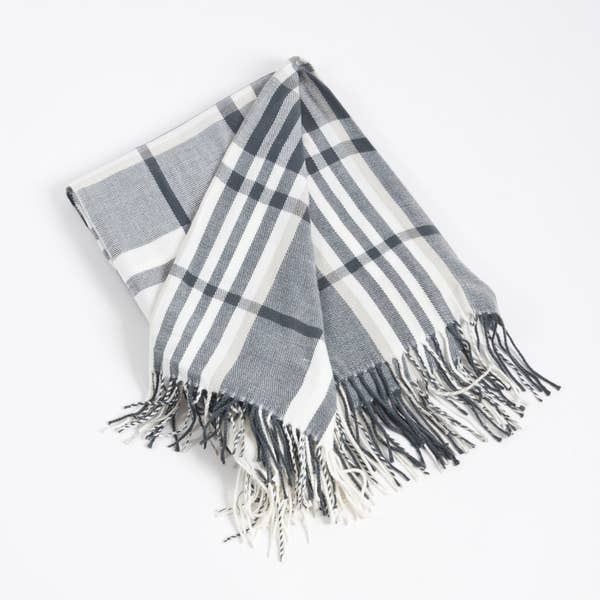Fennco Styles Classic Plaid with Tassel Trim Throw Blanket / Gray & White Mix