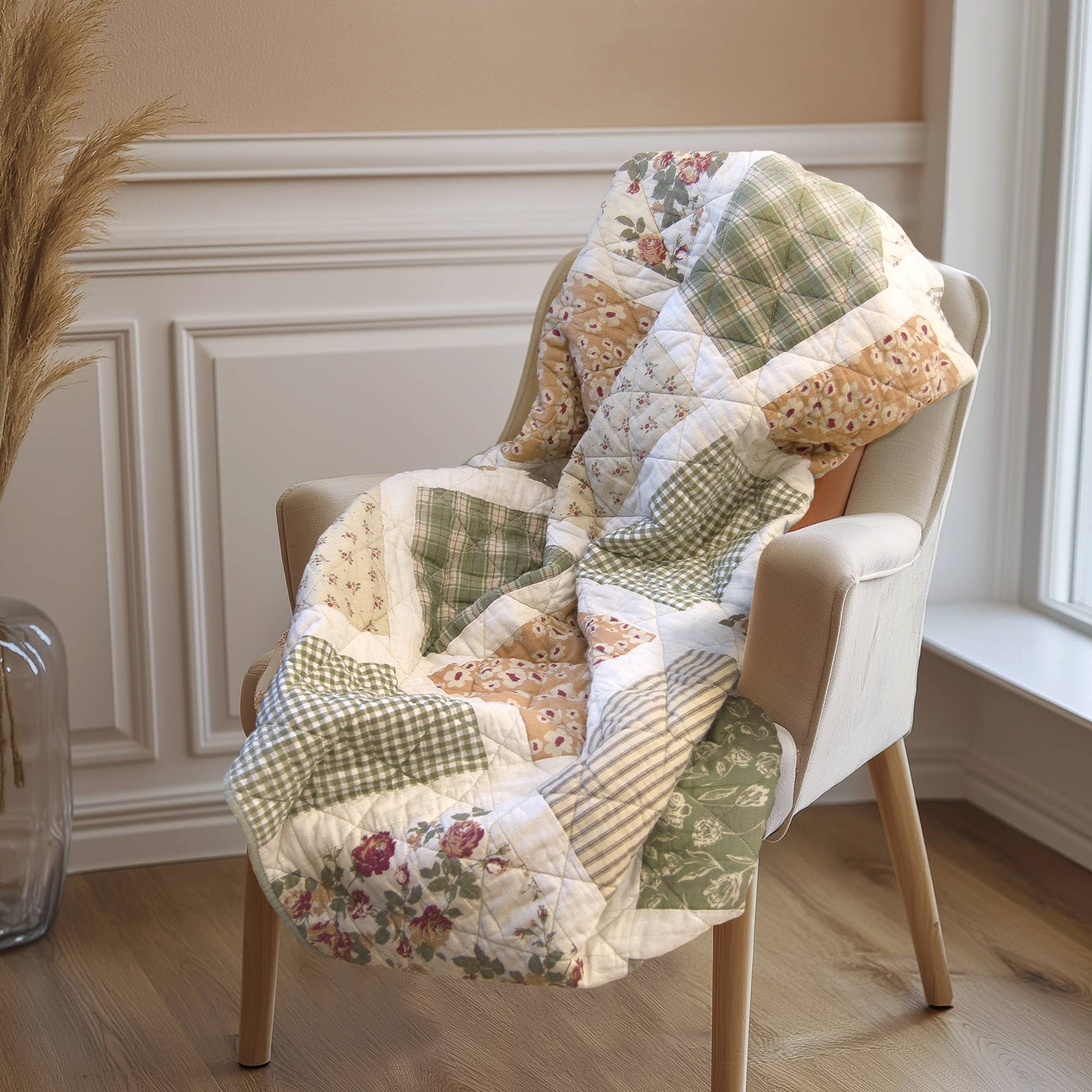 Donna Sharp Peach Rose Quilted Throw Blanket