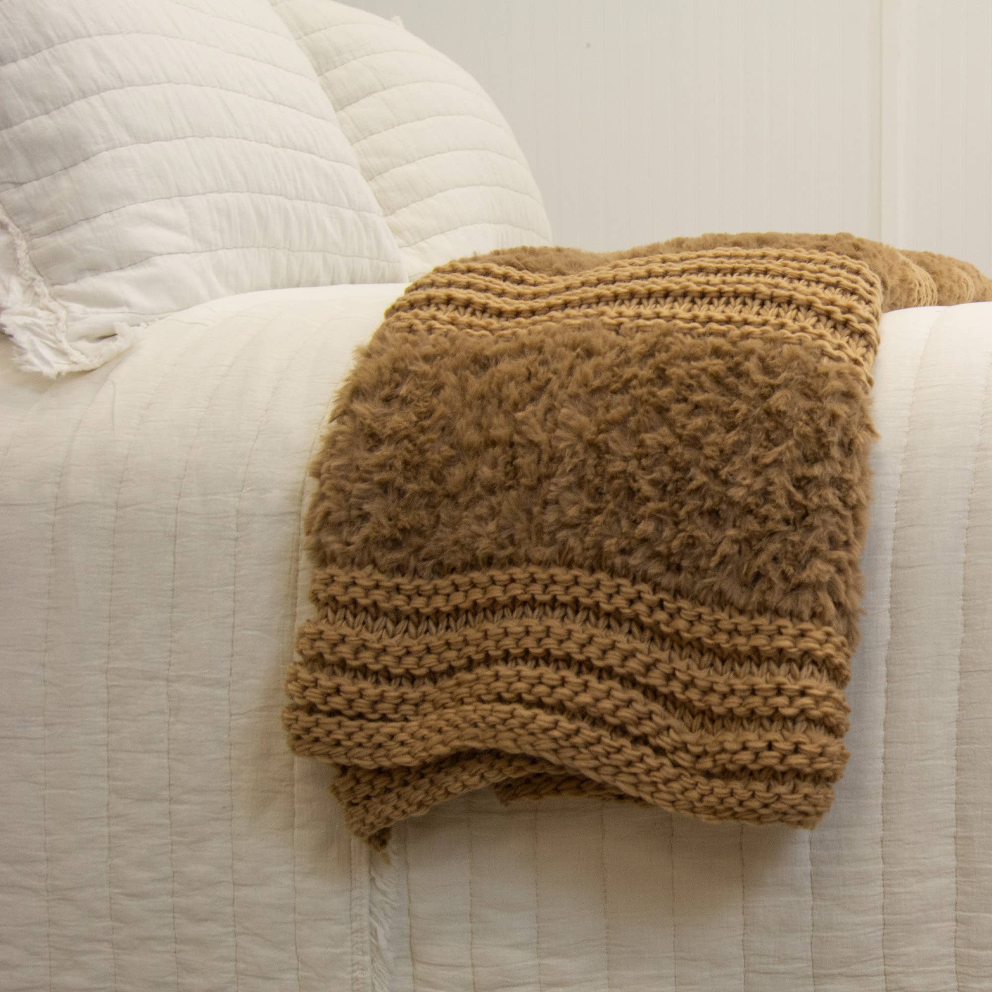 Donna Sharp Plush Knit Throw Blanket