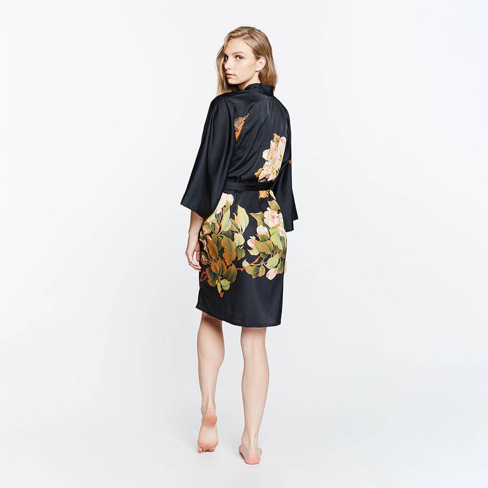 KIM+ONO Peony & Butterfly Women's Short Kimono Robe