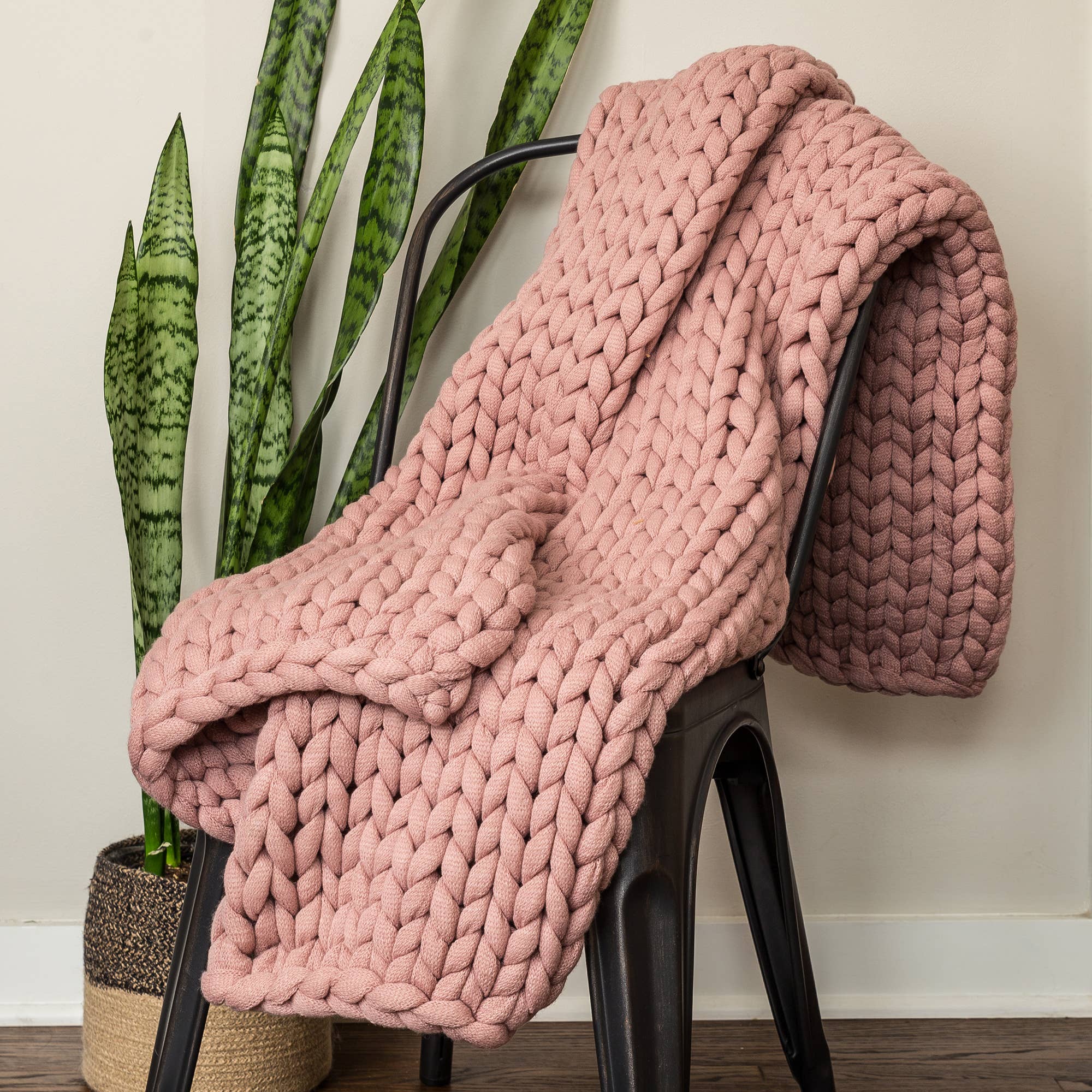 Donna Sharp Chunky Knit Throw Blanket