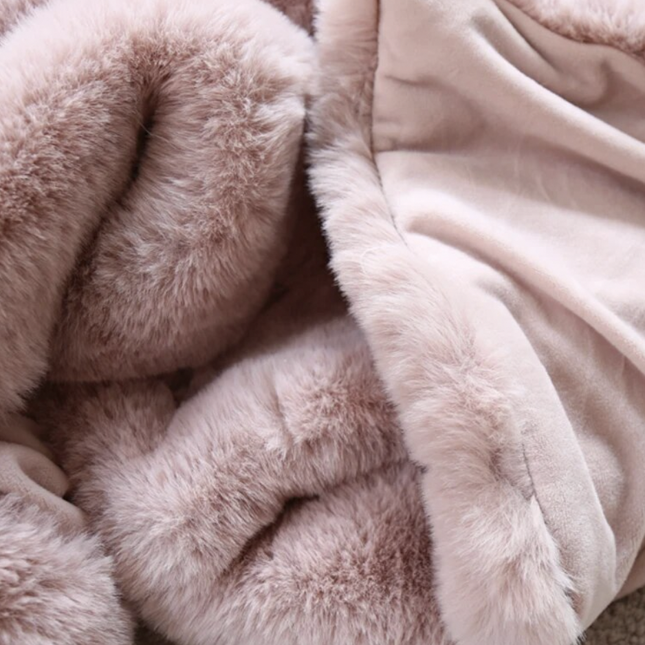 Everyday Cozy Living Ultra Plush Faux Rabbit Fur Throw Blanket