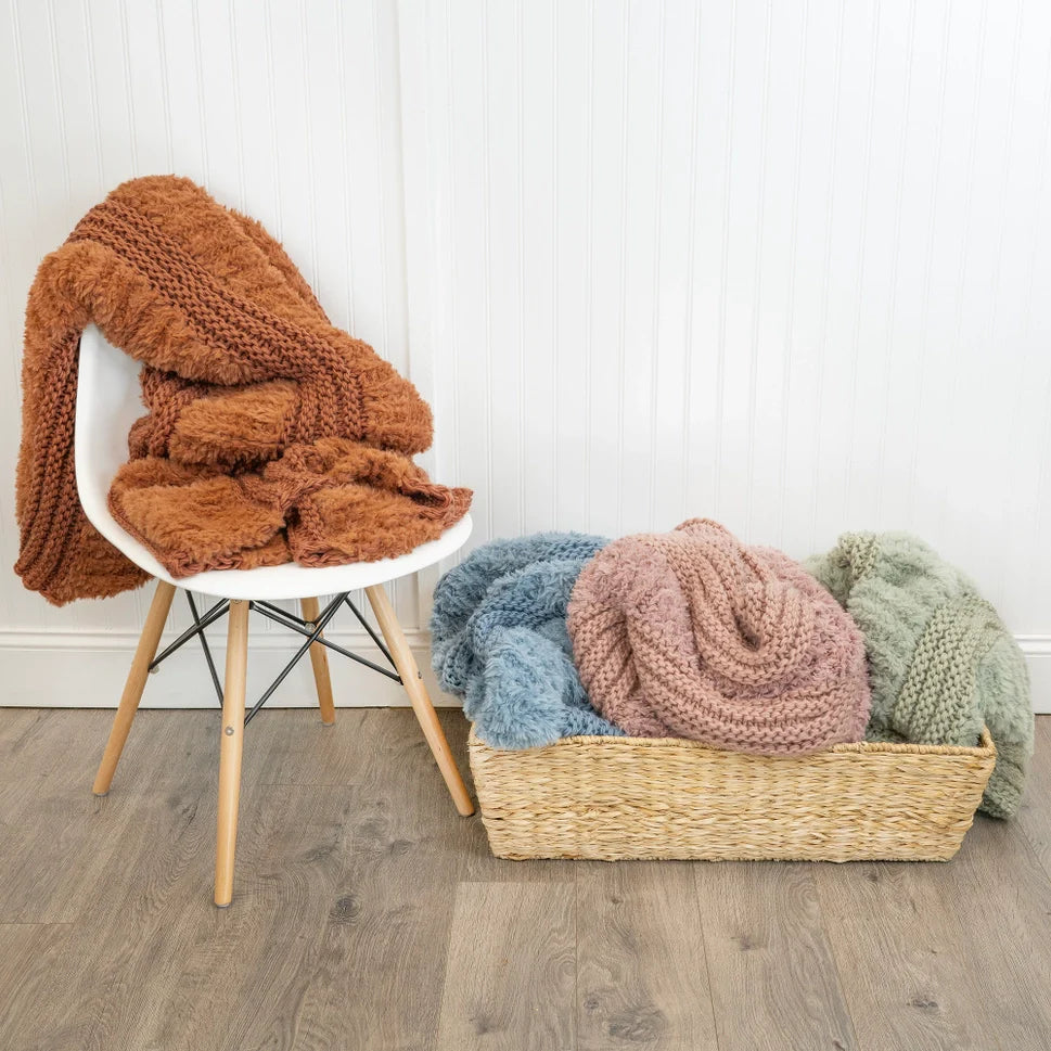 Donna Sharp Plush Knit Throw Blanket