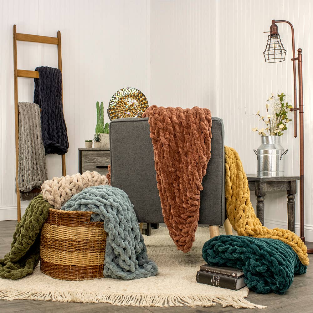 Donna Sharp Chenille Chunky Knit Throw Blanket