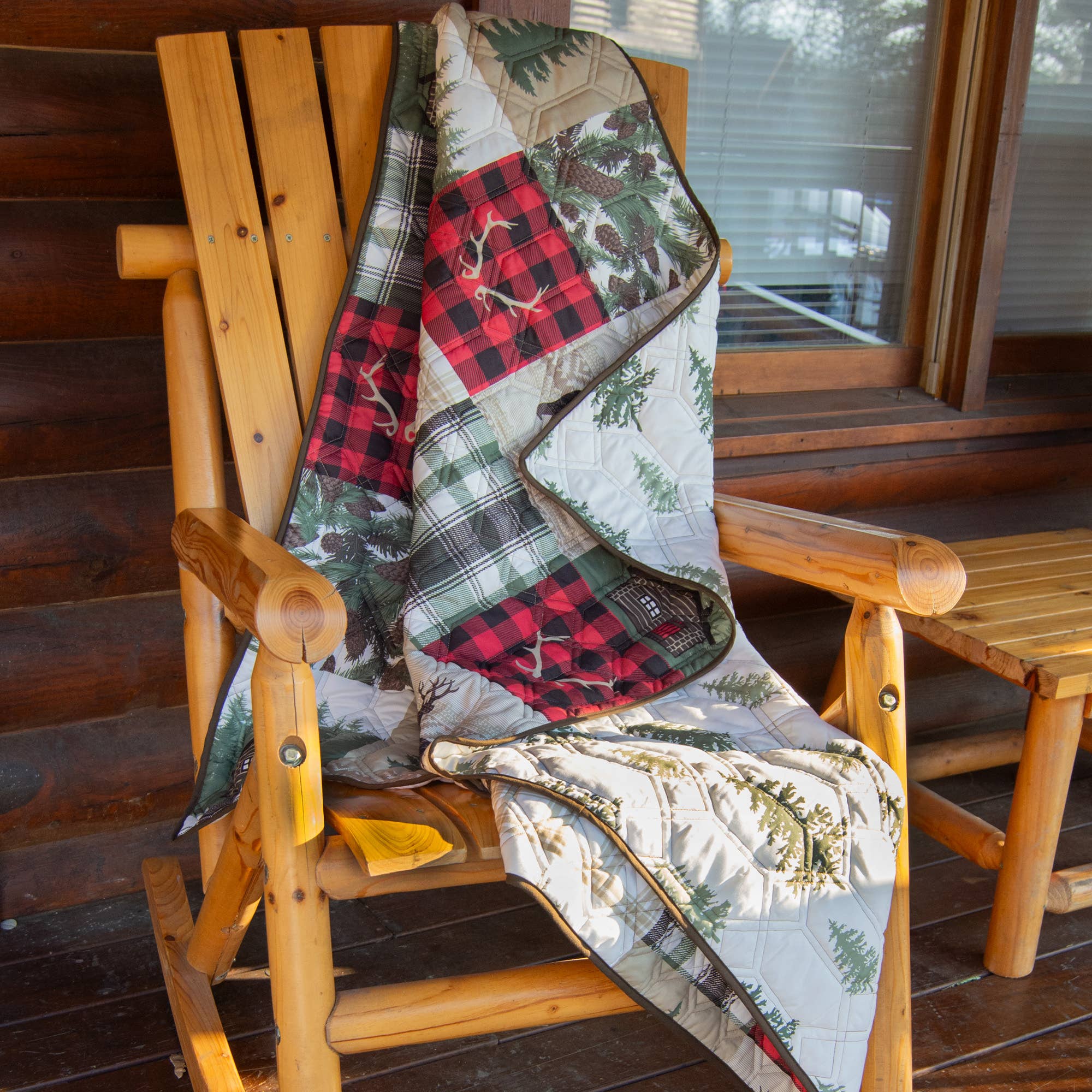 Donna Sharp Cedar Lodge Quilted Throw Blanket