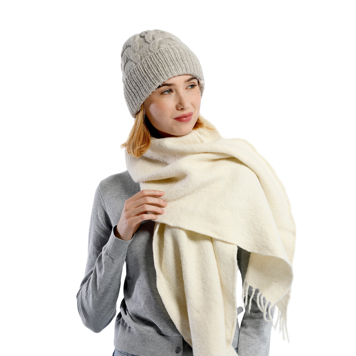 Nirvanna Designs Lenox Cable Hand-Knit Wool Beanie