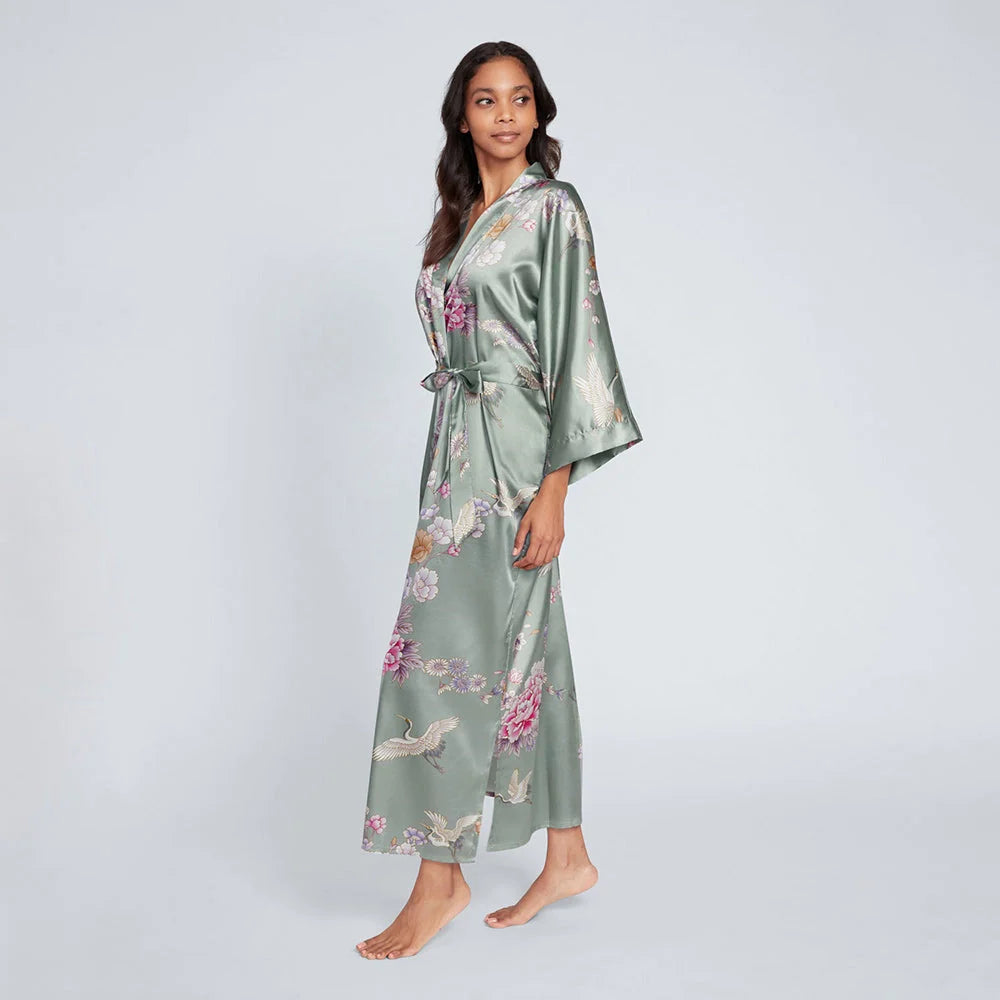 KIM+ONO Chrysanthemum & Crane Women's Long Kimono Robe