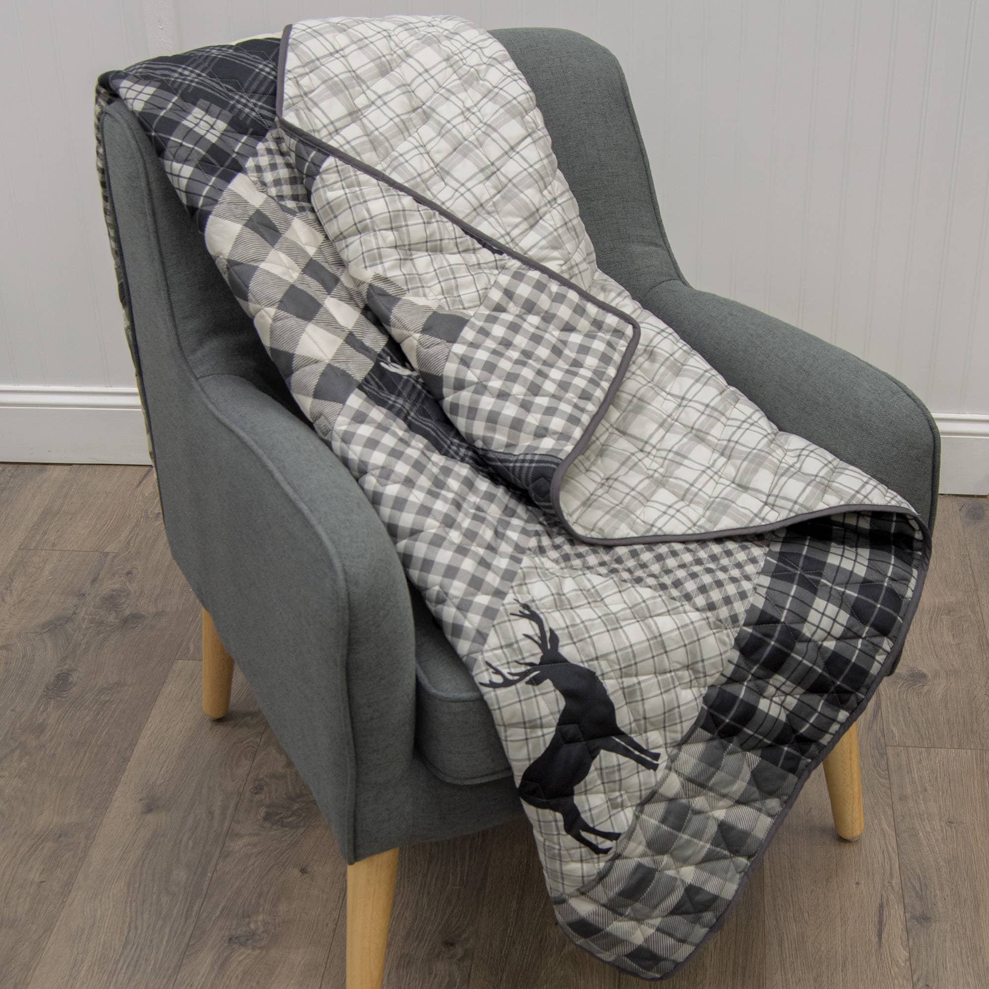Donna Sharp Ridge Point Quilted Throw Blanket