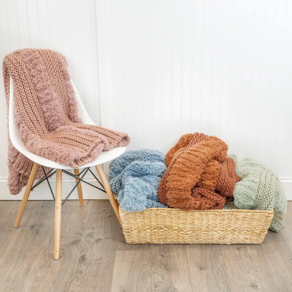 Donna Sharp Plush Knit Throw Blanket