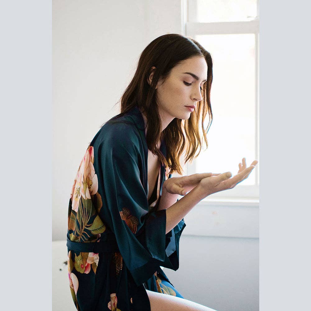 KIM+ONO Peony & Butterfly Women's Long Kimono Robe