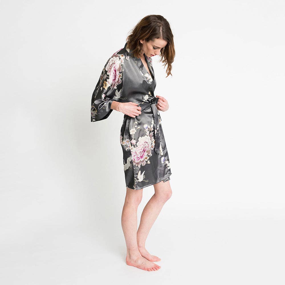 KIM+ONO Chrysanthemum & Crane Women's Short Kimono Robe