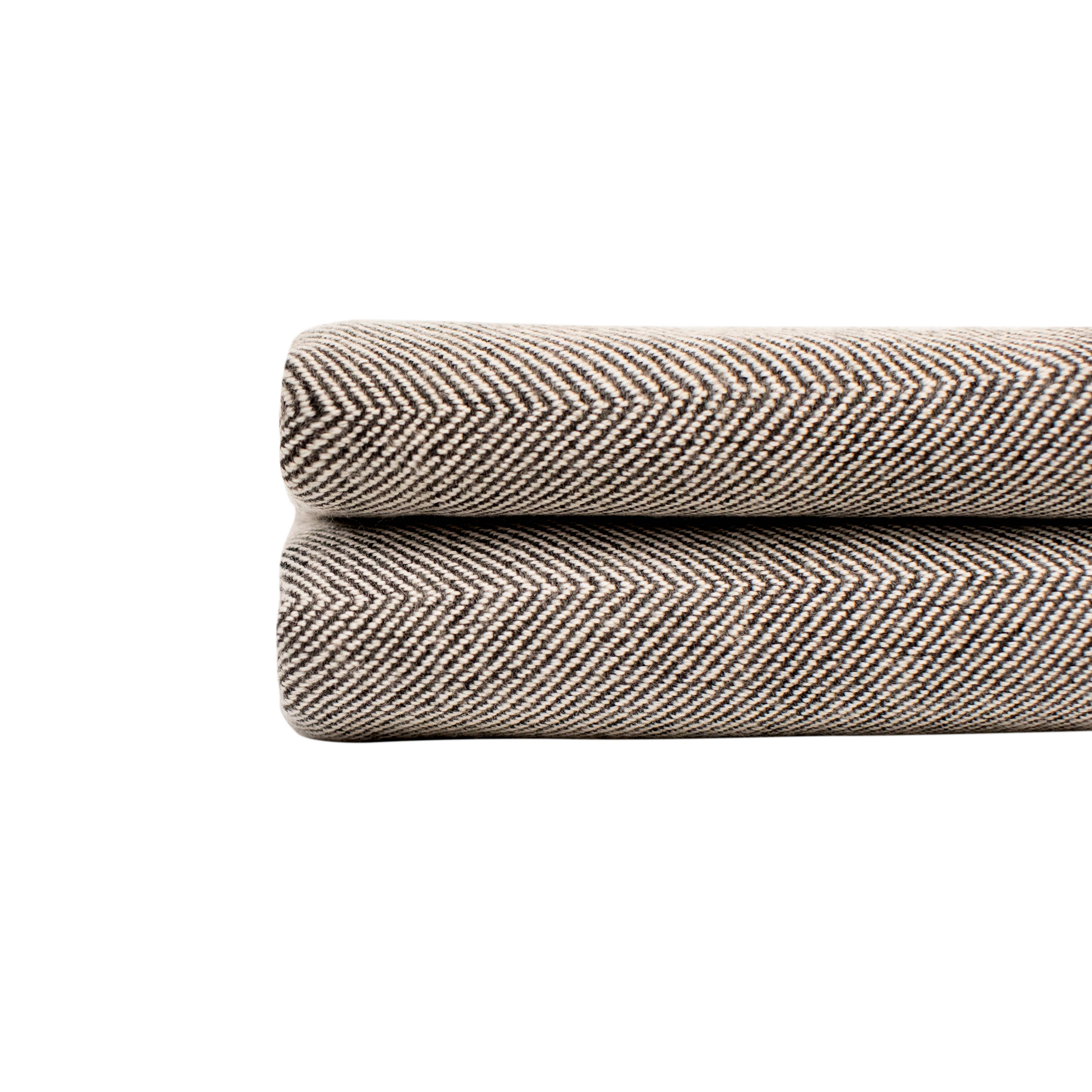 Art Himalayan Trading Reversible Cashmere Wool Throw Blanket / Herringbone Pattern / Black & White