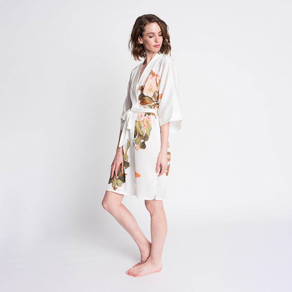 KIM+ONO Peony & Butterfly Women's Short Kimono Robe