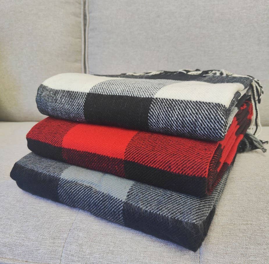 Fennco Styles Buffalo Plaid with Tassel Trim Throw Blanket