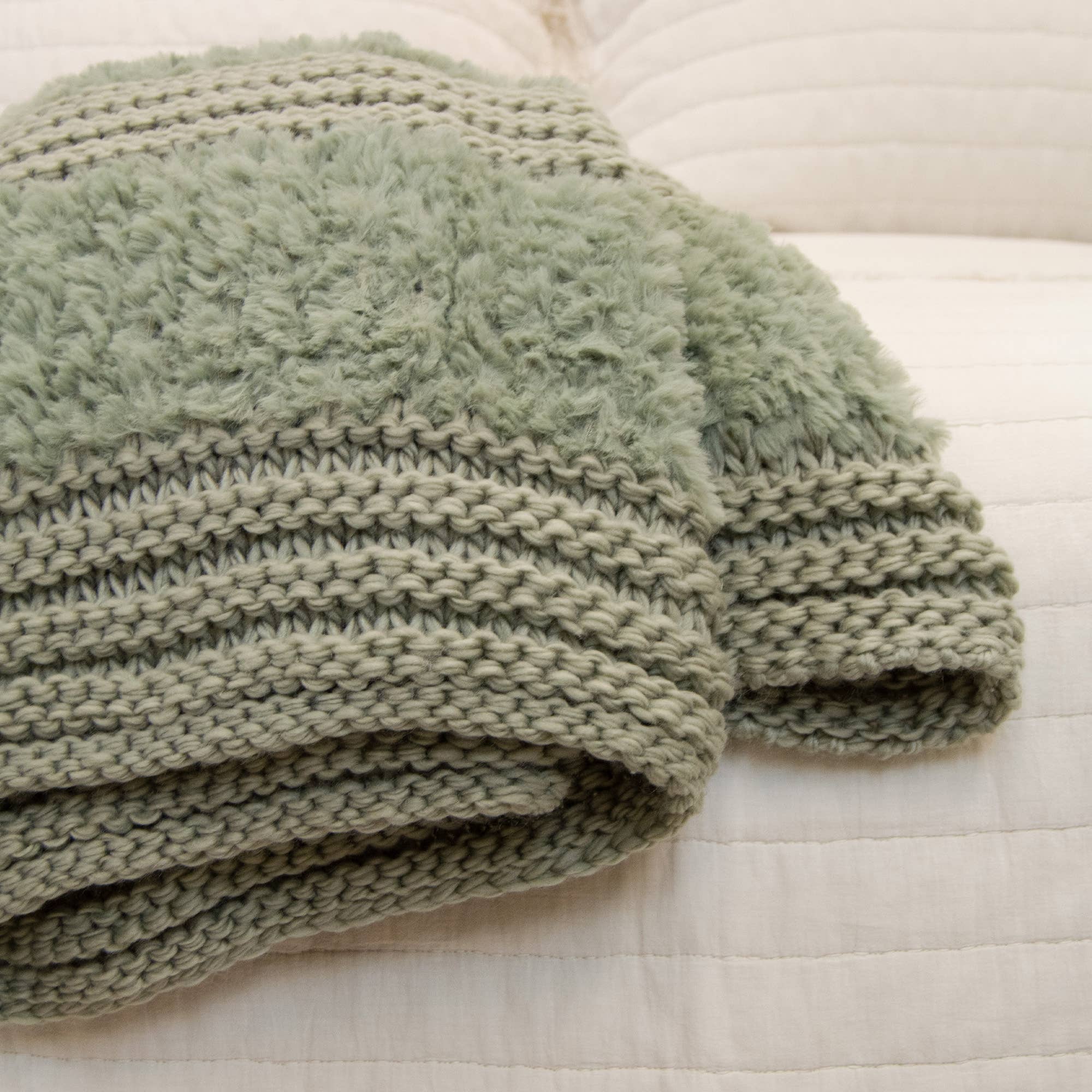 Donna Sharp Plush Knit Throw Blanket