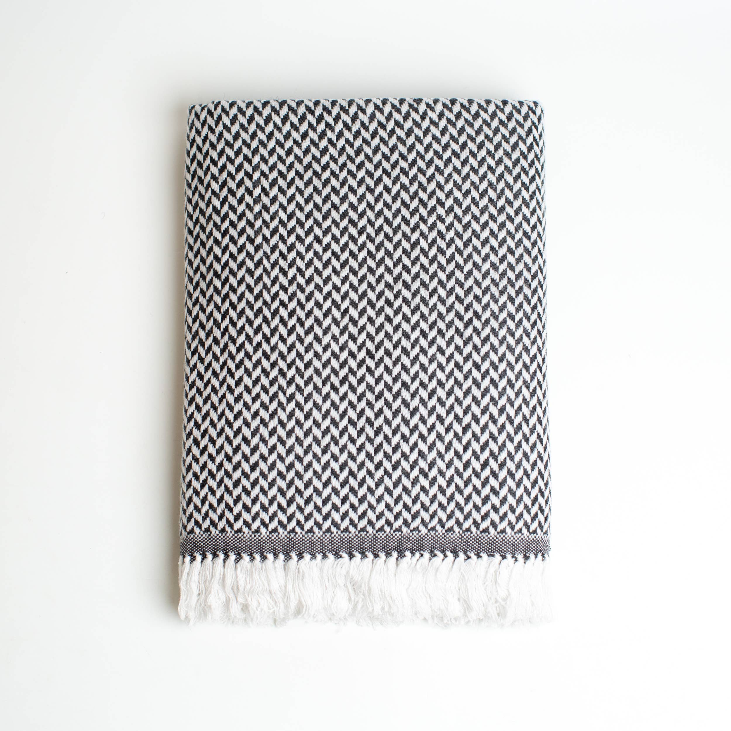Art Himalayan Trading Reversible Cashmere Wool Throw Blanket / Chevron Pattern / Black & White