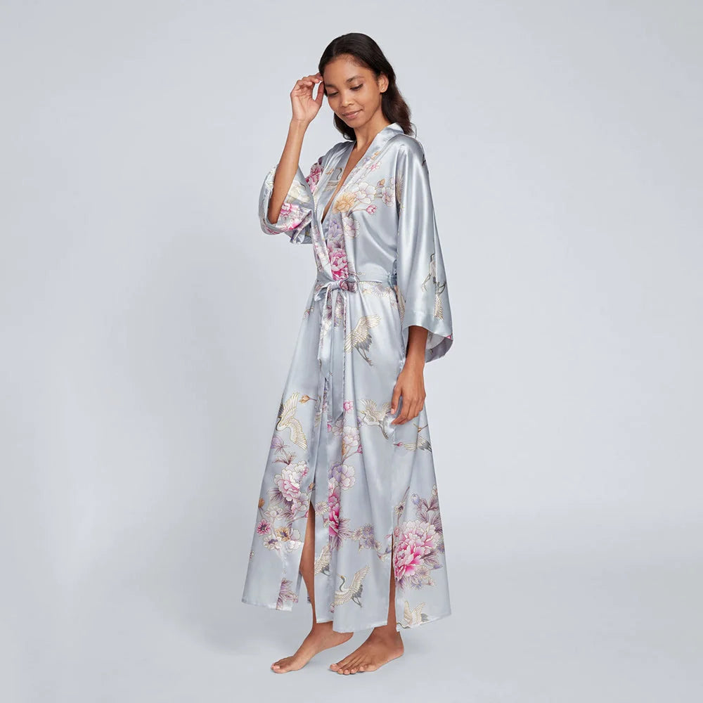 KIM+ONO Chrysanthemum & Crane Women's Long Kimono Robe