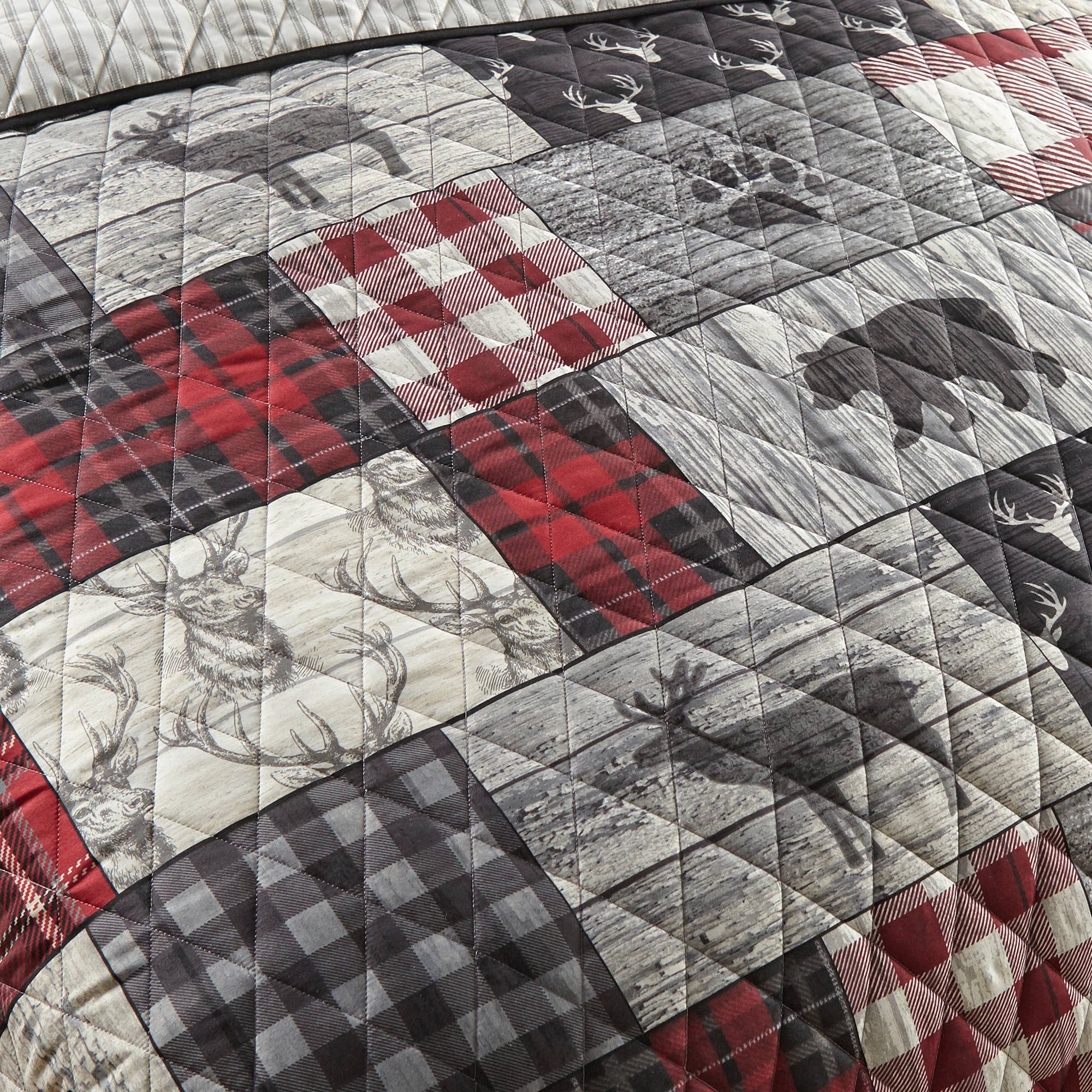 Donna Sharp Timber Quilted Throw Blanket