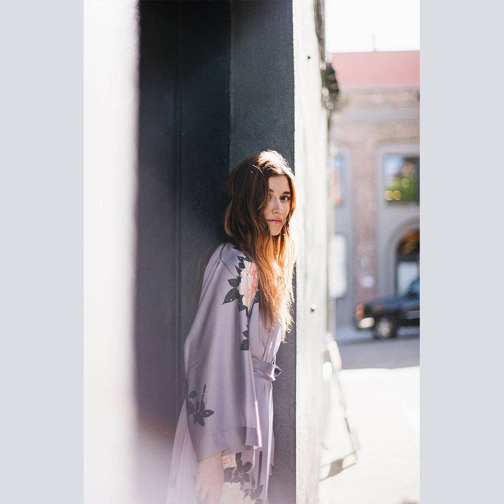 KIM+ONO Blush Rose Women's Short Kimono Robe