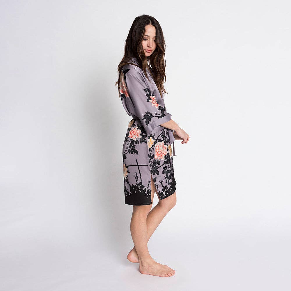 KIM+ONO Blush Rose Women's Short Kimono Robe