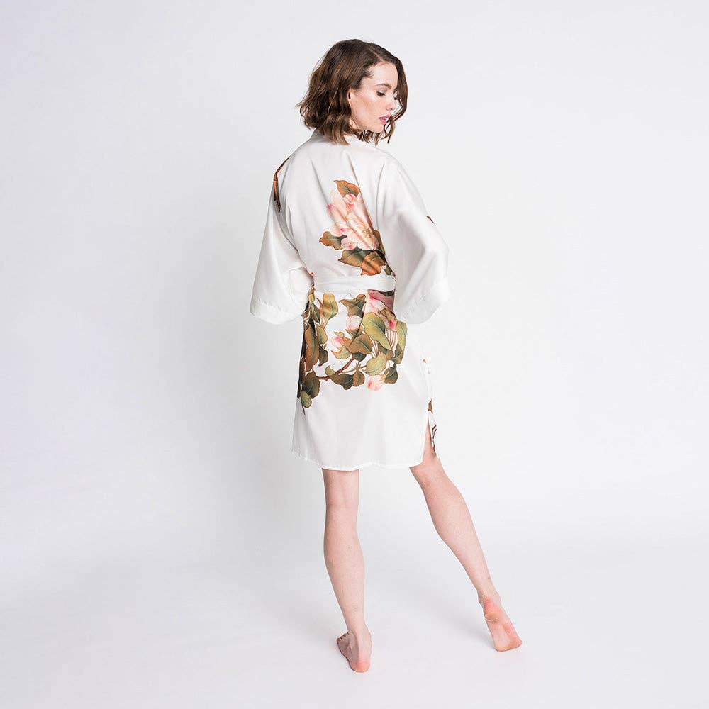 KIM+ONO Peony & Butterfly Women's Short Kimono Robe