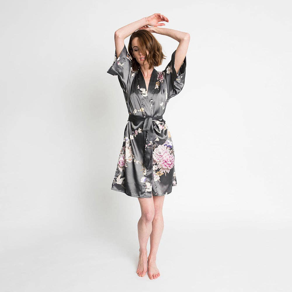 KIM+ONO Chrysanthemum & Crane Women's Short Kimono Robe