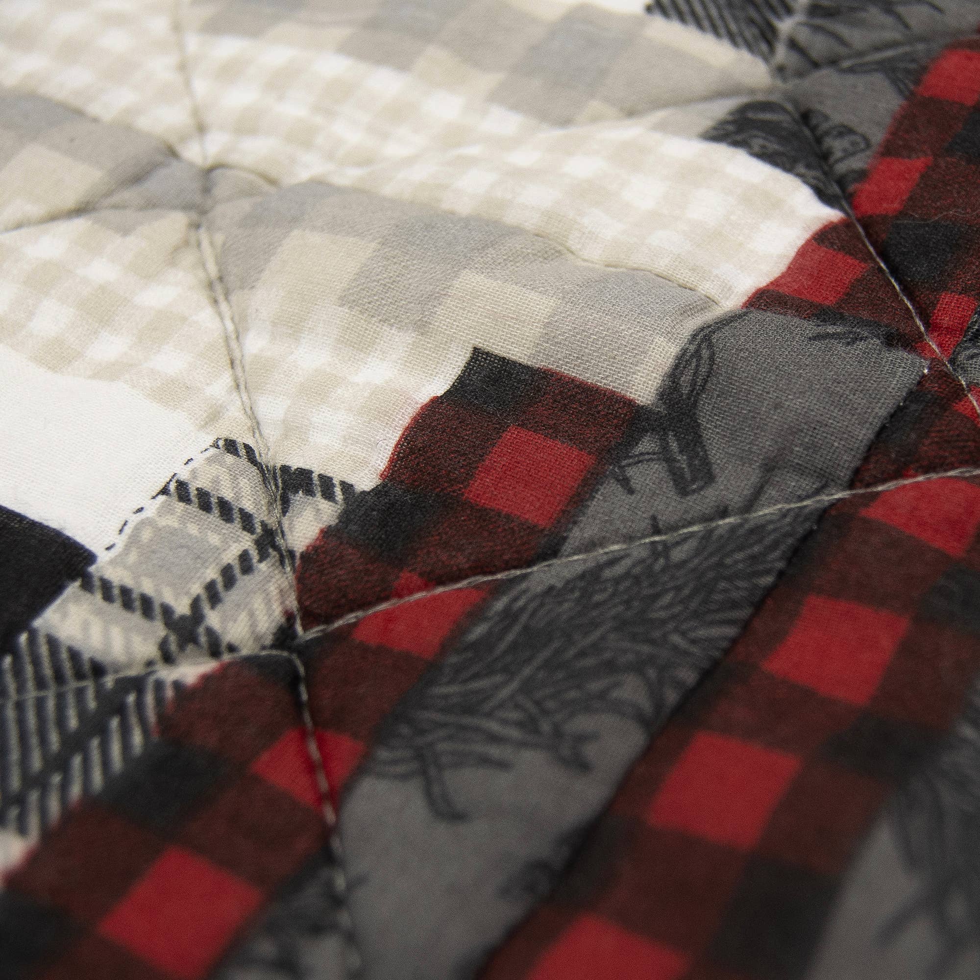 Donna Sharp Log Cabin Star Quilted Throw Blanket