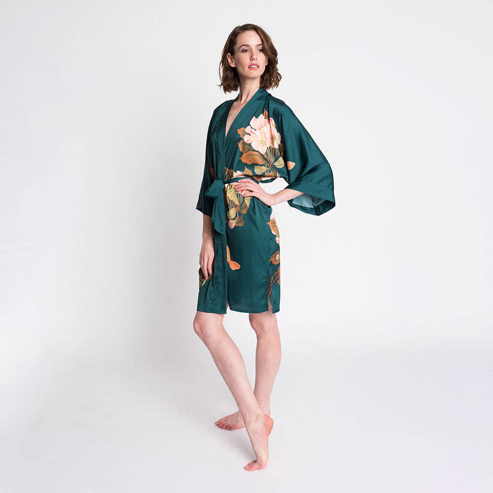 KIM+ONO Peony & Butterfly Women's Short Kimono Robe