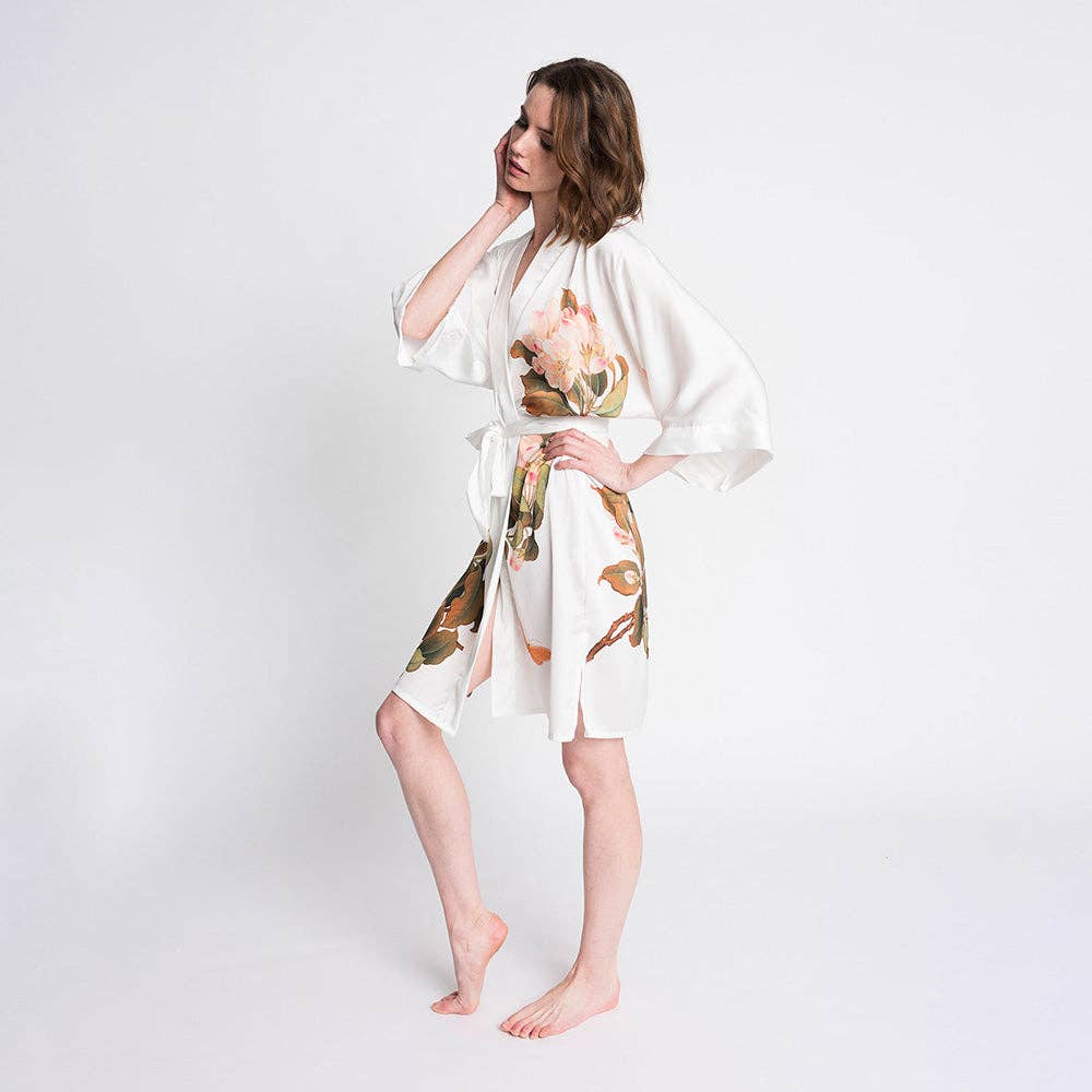 KIM+ONO Peony & Butterfly Women's Short Kimono Robe
