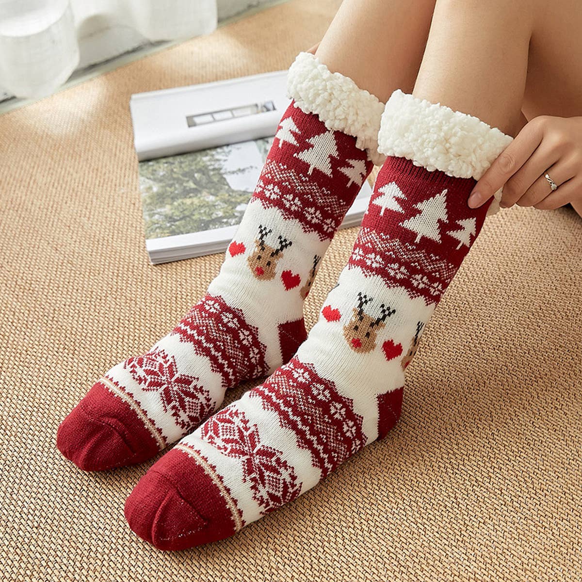 ACCITY Holidays Reindeer & Heart Plush Sherpa Lined Slipper Socks